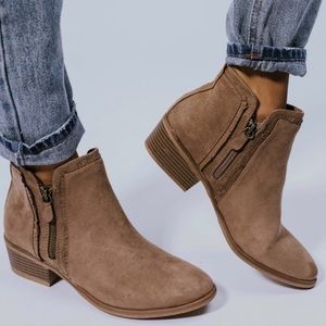 Patterson detail booties